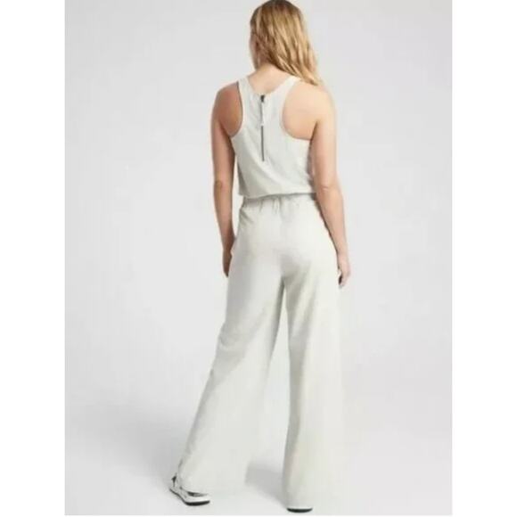 Athleta Revive Jumpsuit in Abalone Grey Size 4 NWT - Picture 2 of 11